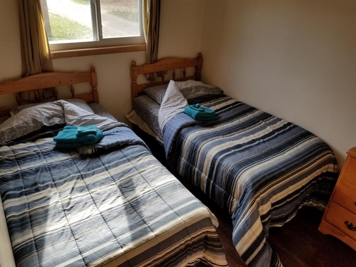 All Star Resort Madawaska Экстерьер фото